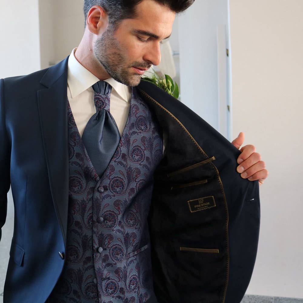 Kde kúpiť kvalitný oblek?